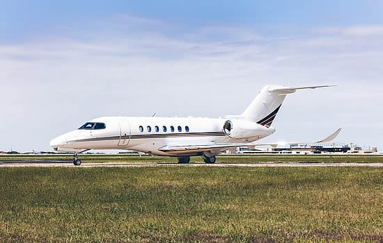 NetJets Longitude.