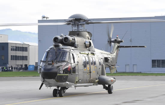 RUAG modernizes eight Swiss Air Force transport helicopters.