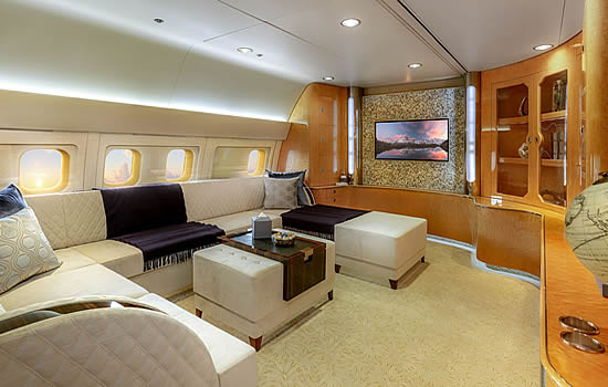 SkyLady Private Lounge