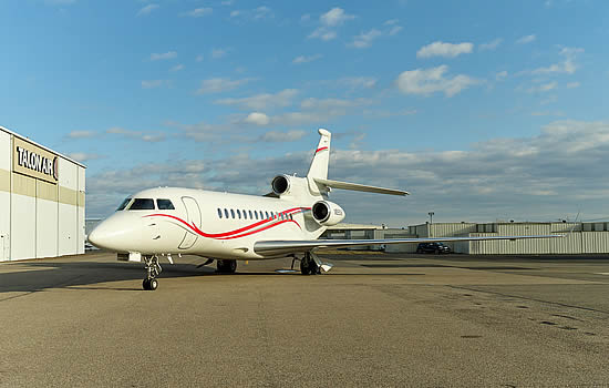 Falcon 7X (N685AB)