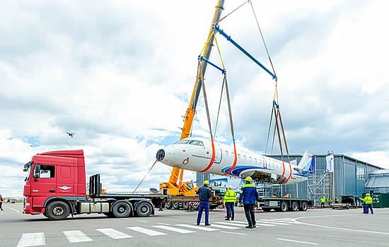 JET MS 'lands' an aircraft inside a building