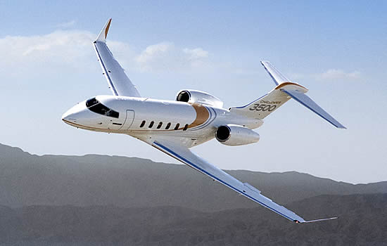 Challenger 3500 business jet