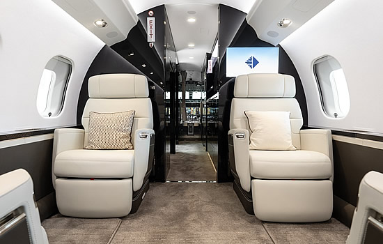 Luxaviation welcomes UK’s first Global 6500