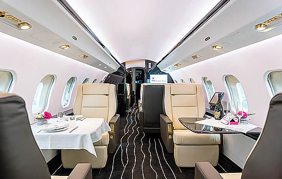 FAI Global Express D-AFAU interior