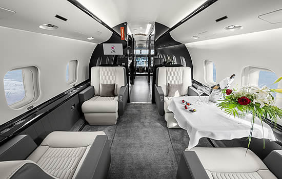 FAI Bombardier Global Express interior.