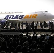Boeing and Atlas Air celebrate delivery of final 747