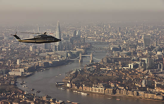 Flexjet Sikorsky S-76 over London.