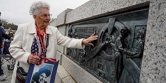 Mae Krier and the Rosies visited the World War II Memorial in Washington, D.C. (Boeing photo)