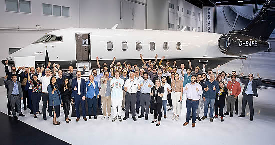 Aviator Aircraft and Aero-Dienst celebrate Bombardier's first Challenger 3500 delivery to Europe