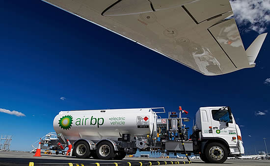 Air bp's all-electric refueller at Brisbane Airport