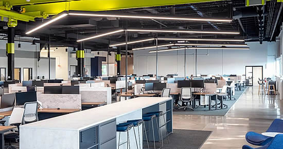 Cirrus celebrates grand opening of its Innovation Center in Duluth