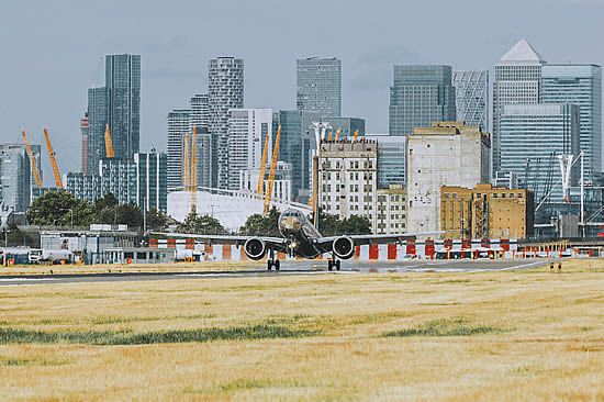 E195-E2 receives Steep Approach certification for London City Airport E195-E2 receives Steep Approach certification for London City Airport