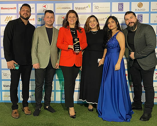(L-R): FAI's Dubai-based team members with the Air Ambulance Company of the Year Award - 
Nooruddin Moideen, Fuad Aliyev, Barbara Baumgartner, Amina Rhazi, Nidhi Sinha and Murad Obaisat.