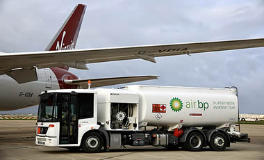 Air bp fuels first ever 100% SAF transatlantic flight by a commercial airline.
