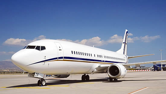 GainJet B737-500 sporting the AGlaze paint sealant protection and brilliance.