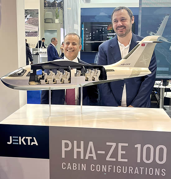 Abdulla Almutareb, Chairman and CEO of Tahseen Aviation (left) and CEO of JEKTA George Alafinov.