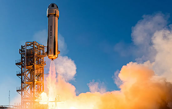 Blue Origin New Shepard lifts off