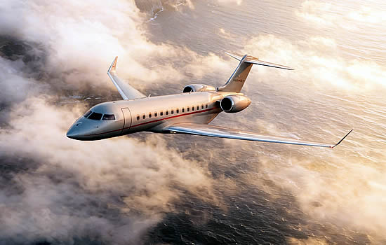 Vista takes possession of its first Global 8000
