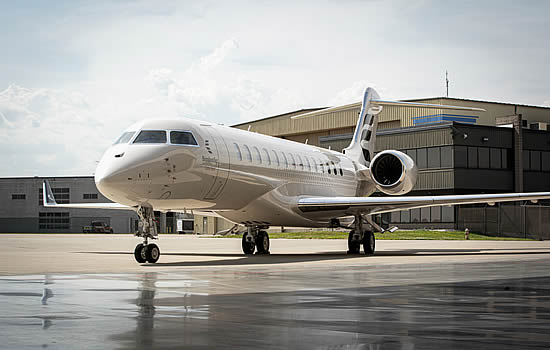 Bombardier plans 800 new US jobs as expansion drives wider employment growth Bombardier plans 800 new US jobs as expansion drives wider employment growth