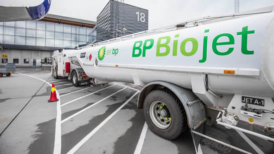 Air bp supplies Biojet